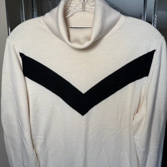 Banana Republic 100% merino wool turtleneck off-white chevron stripe sweater XL - Picture 2 of 6